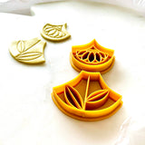 Scooped Flower and Leaf