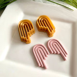 Uneven Lined Arch Set