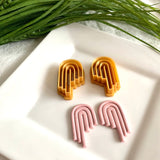 Uneven Lined Arch Set