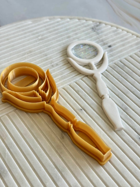 Magnifying Glasses Bookmark Cutter