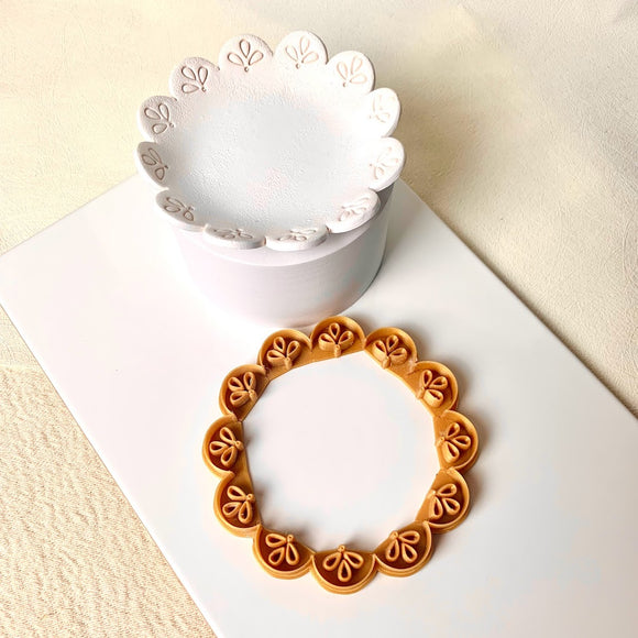 Scalloped Trinket Dish Cutter